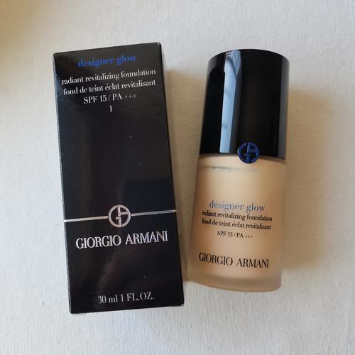 阿玛尼粉底液干皮选哪款?