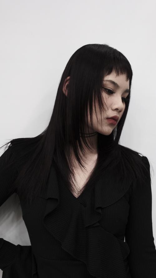 黑皮肤染发,什么颜色显白又好看?