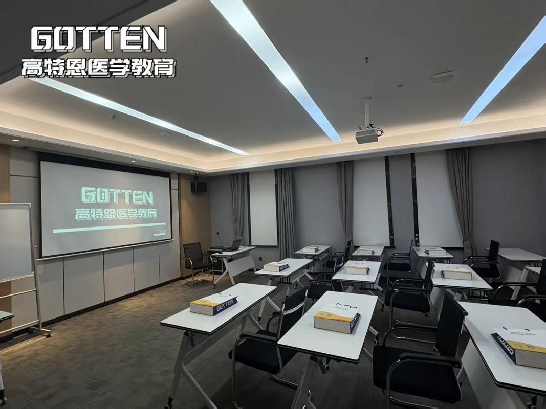 口腔执业医师考试培训班哪家好?