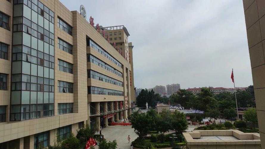 保定市第一中心医院皮肤科怎么样?