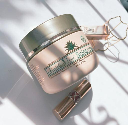 皮肤易过敏,该用哪些护肤品?