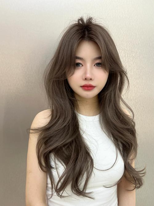 什么肤色适合什么发色?