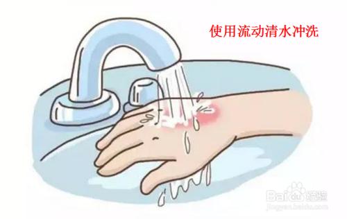 浓硫酸滴皮肤后该如何紧急处理?