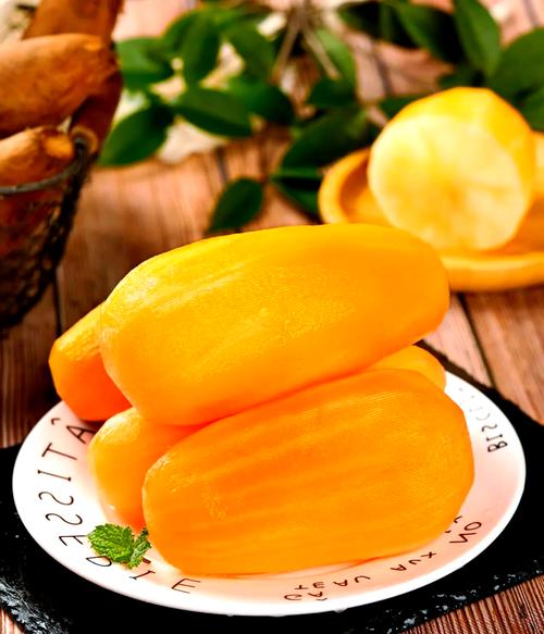 冬季皮肤干燥,吃哪种水果最补水?