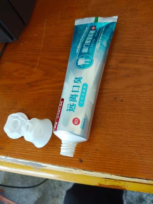 口腔异味选牙膏,关键看成分还是品牌?