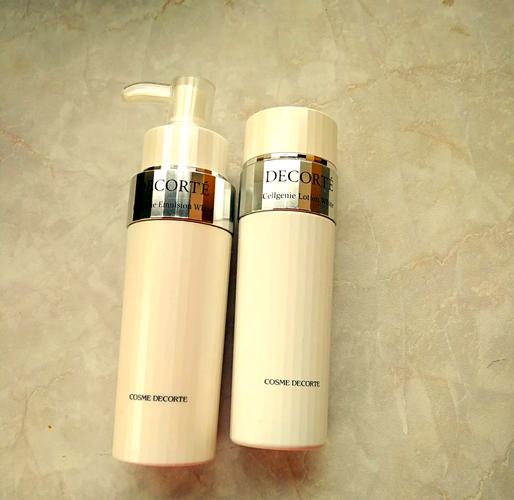 混合性皮肤护肤品怎么选?