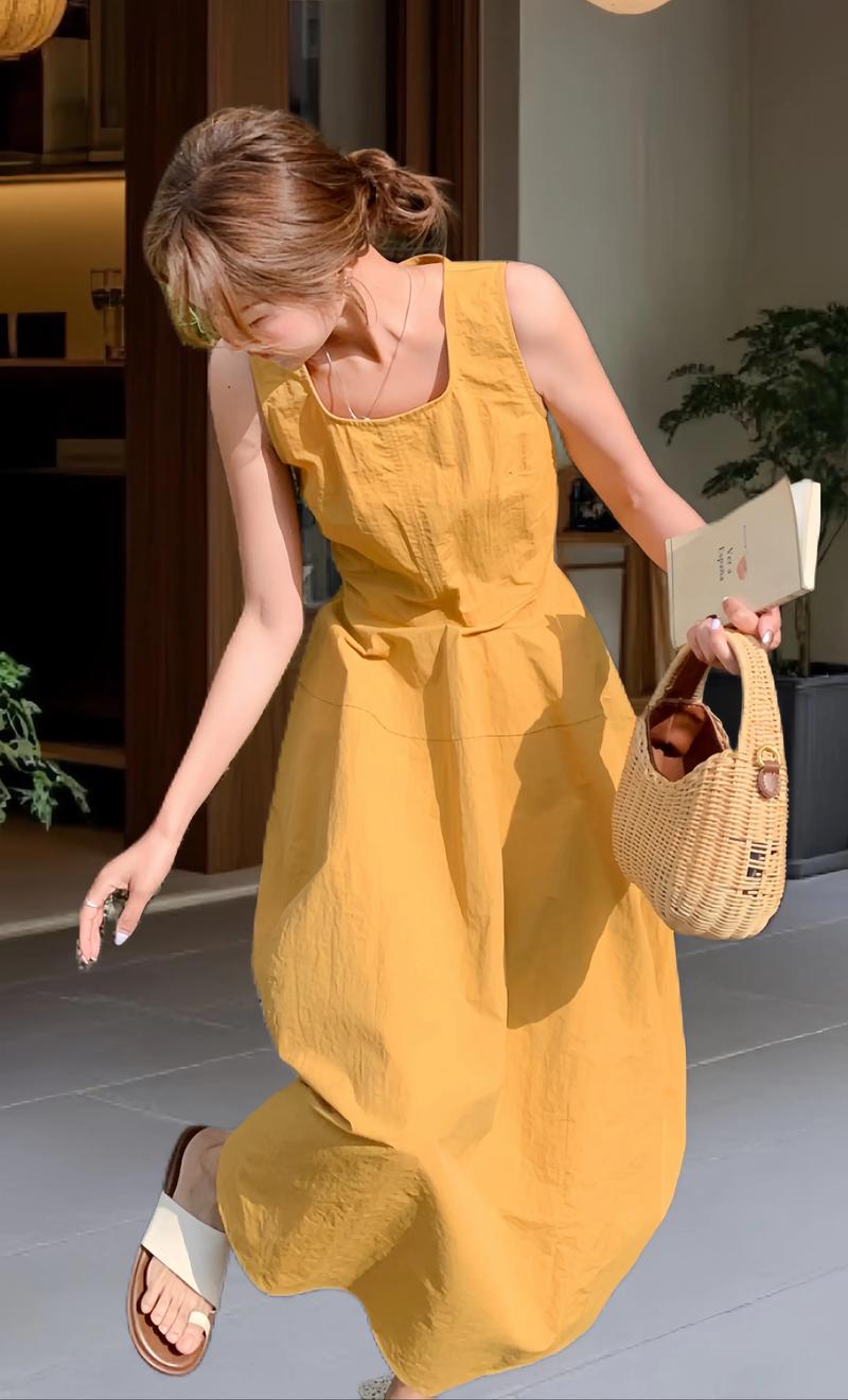 皮肤黑的人适合穿黄色吗