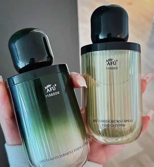 油皮护肤品选哪些?控油保湿不闷痘?