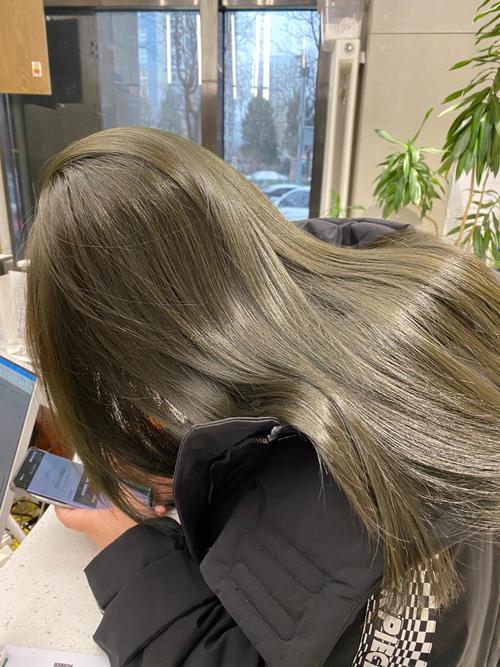 冷皮适合什么发色?