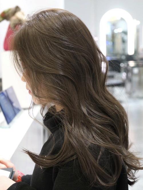 冷皮适合什么发色?