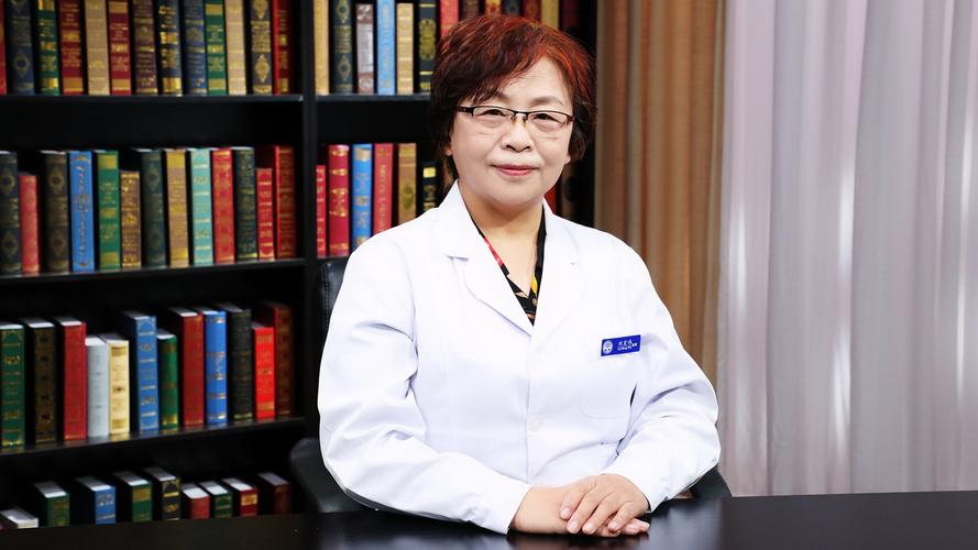 北大口腔医院主任医师