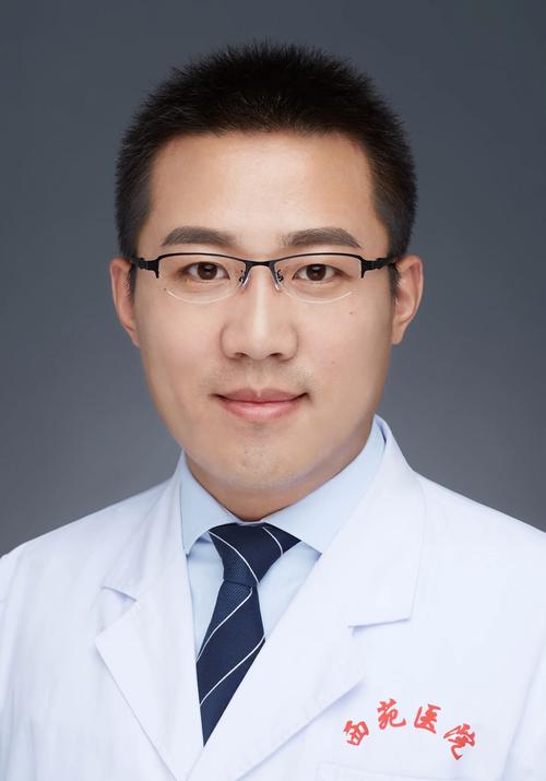 西苑中医院皮肤科专家擅长哪些皮肤问题诊治?