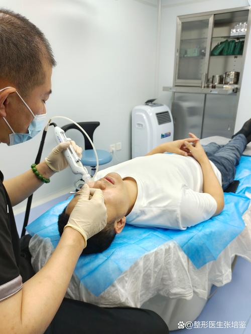 CO2激光磨皮术风险与效果如何?
