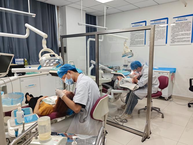 口腔医院综合科具体看哪些病?