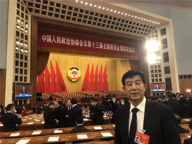 北大口腔林野与女学生事件真相如何?