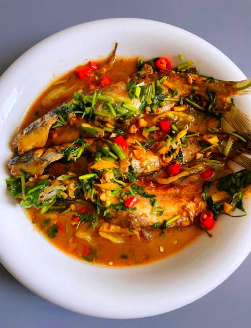 黄骨鱼最爱吃什么食物？