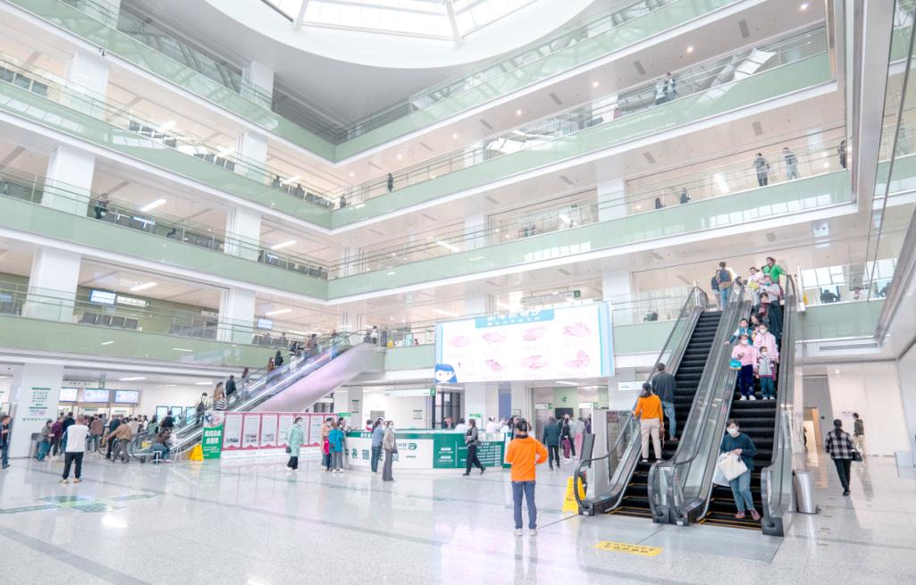 荆州市中心医院皮肤科怎么样？