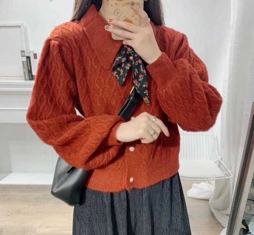 皮肤黑适合枣红色吗?