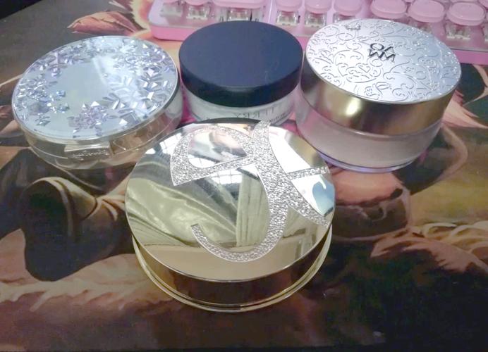 干皮用散粉会拔干吗？