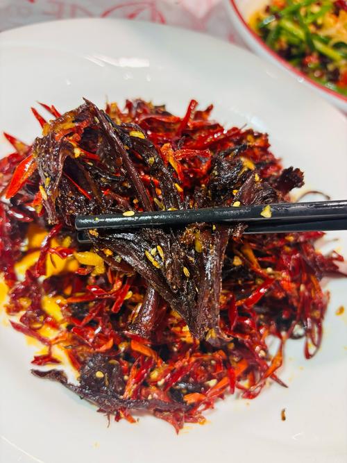 点青分枝烟曲黑曲是什么食物?