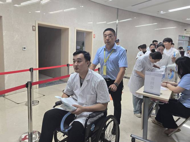 南阳医专有口腔专业吗?