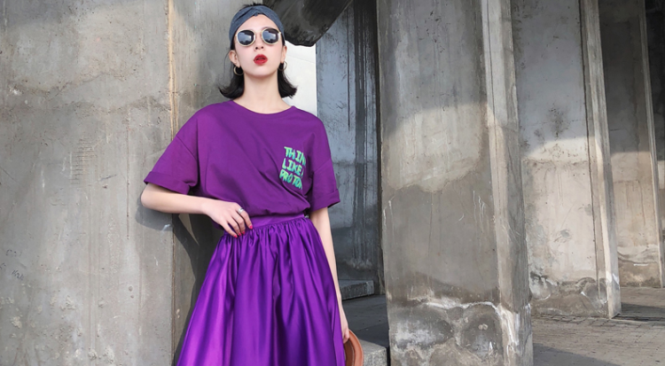 皮肤黑适合深紫色吗?