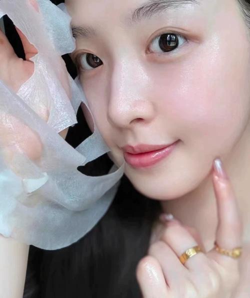 如何有效安全美白脸部皮肤?